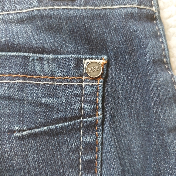 BKE (The Buckle) Scarlett Denim Jeans - Picture 4 of 12
